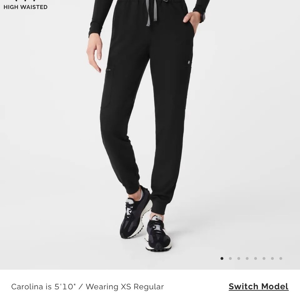 Women's Figs Black High-Waisted Joggers